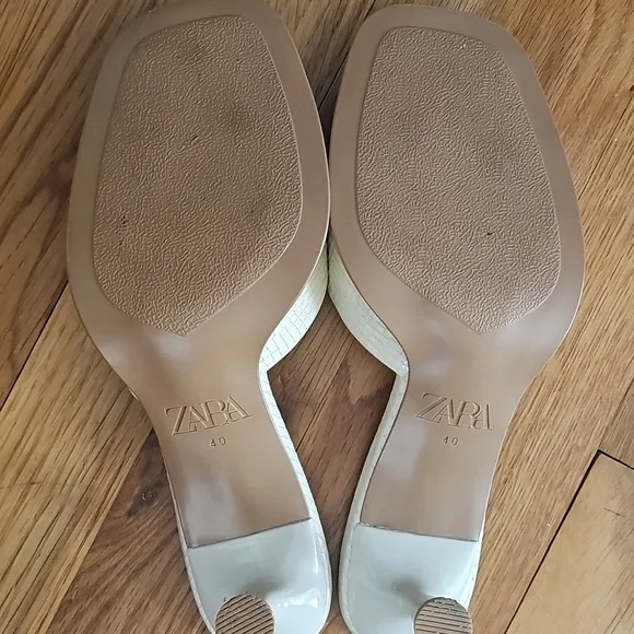 Zara Cream and Gold Slip-On Mules Size 40 - Picture 3 of 7